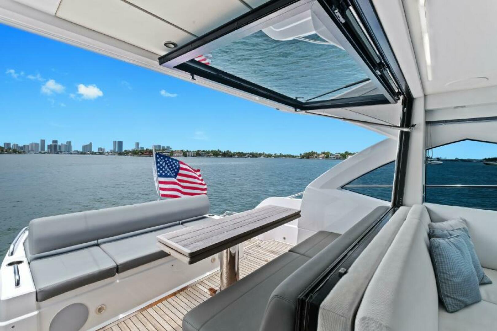 Slide: The Image of 2018 Sunseeker 50 Predator - 5070004
