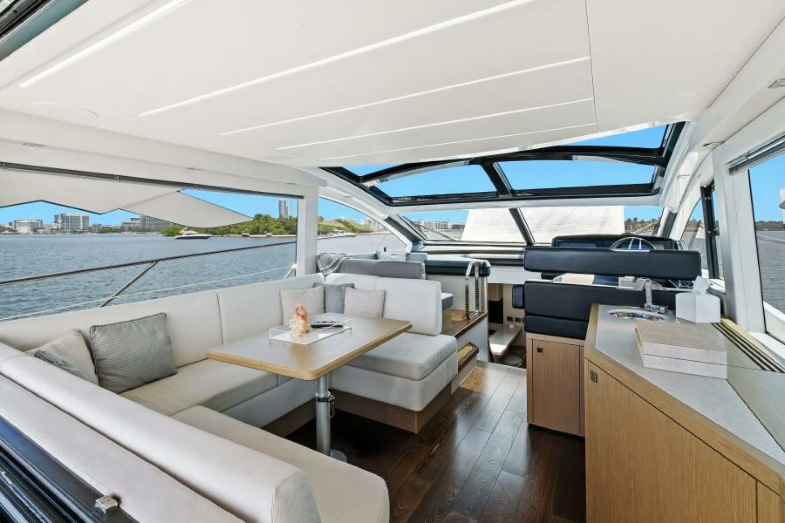 Slide: The Image of 2018 Sunseeker 50 Predator - 5070009