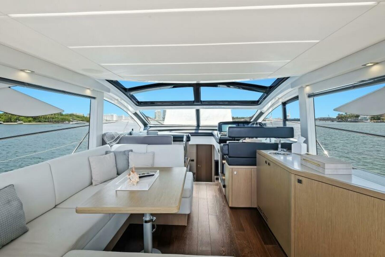 Slide: The Image of 2018 Sunseeker 50 Predator - 5070010