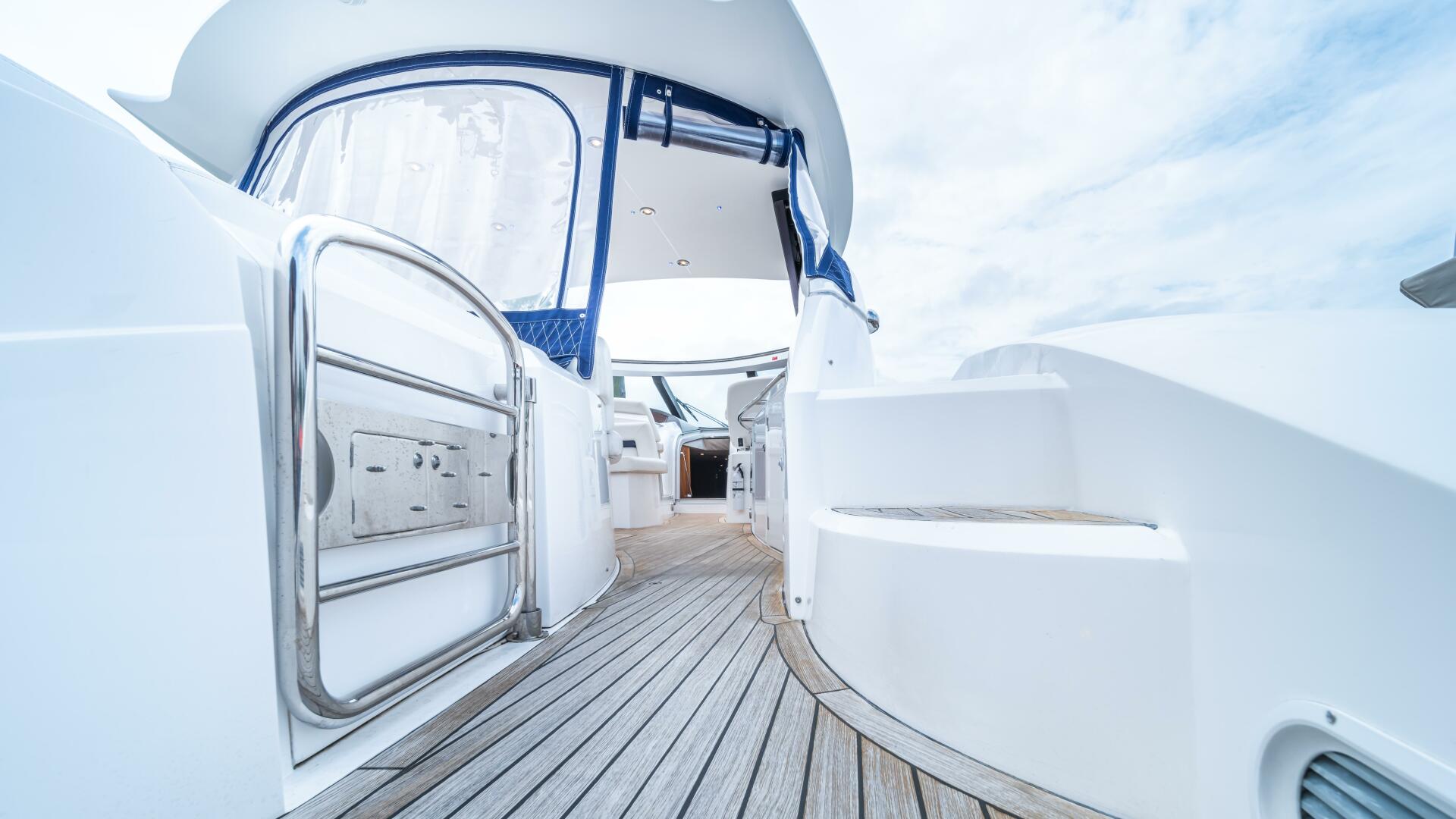 Slide: The Image of 55_Sunseeker_Predator_YachtWay 25 - 4562637