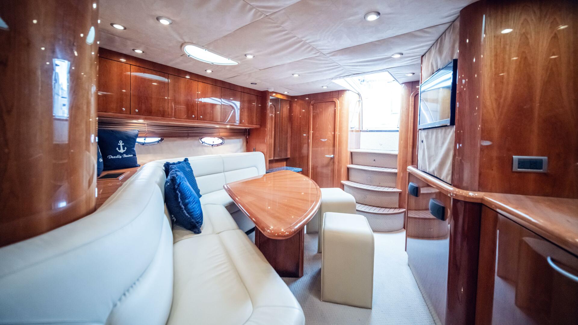 Slide: The Image of 55_Sunseeker_Predator_YachtWay 37 - 4562662