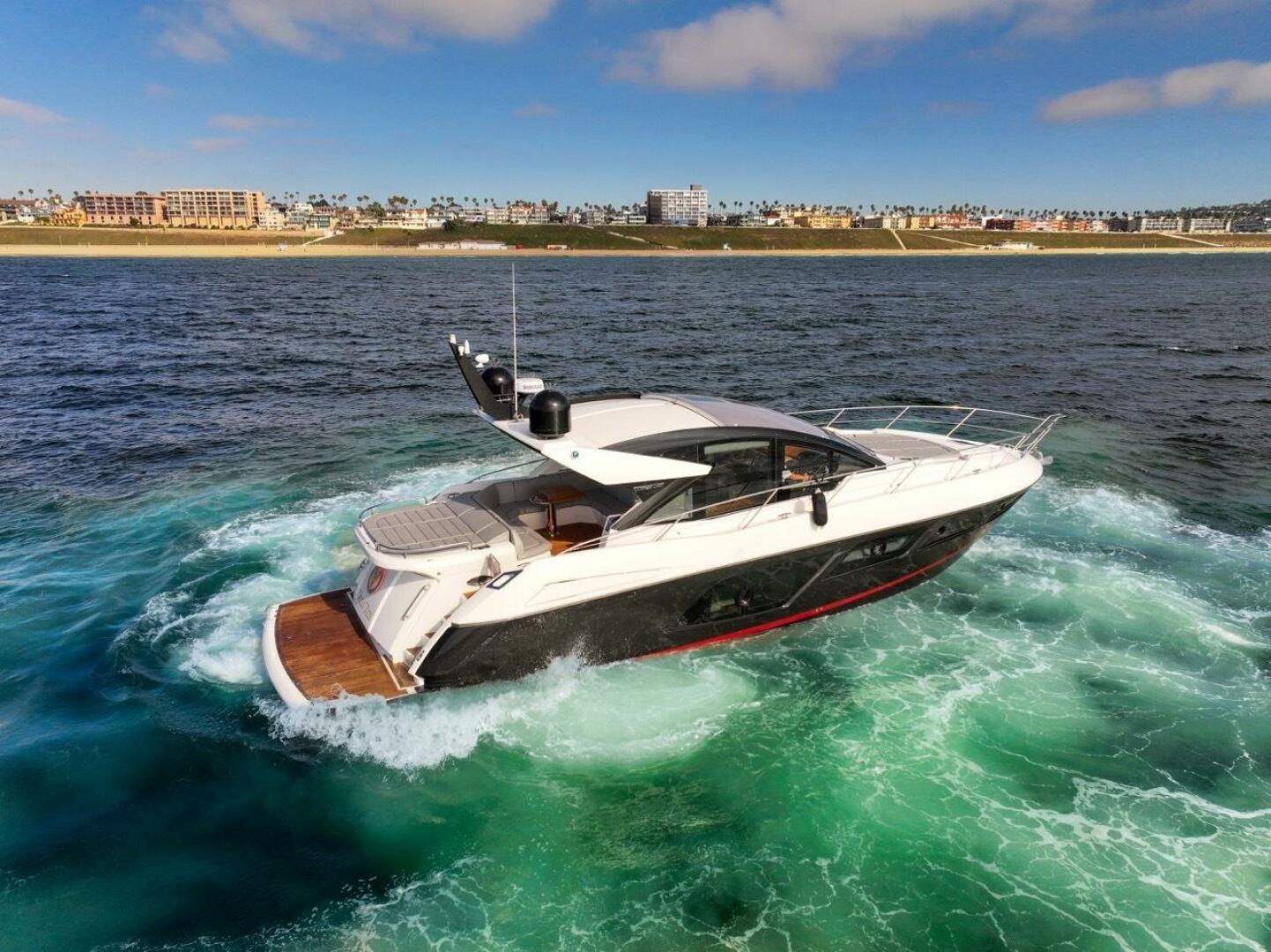 Slide: The Image of Sunseeker Predator 57 2019 - 4747034