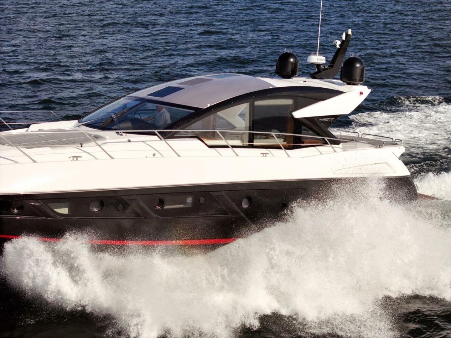 Slide: The Image of Sunseeker Predator 57 2019 - 4747092