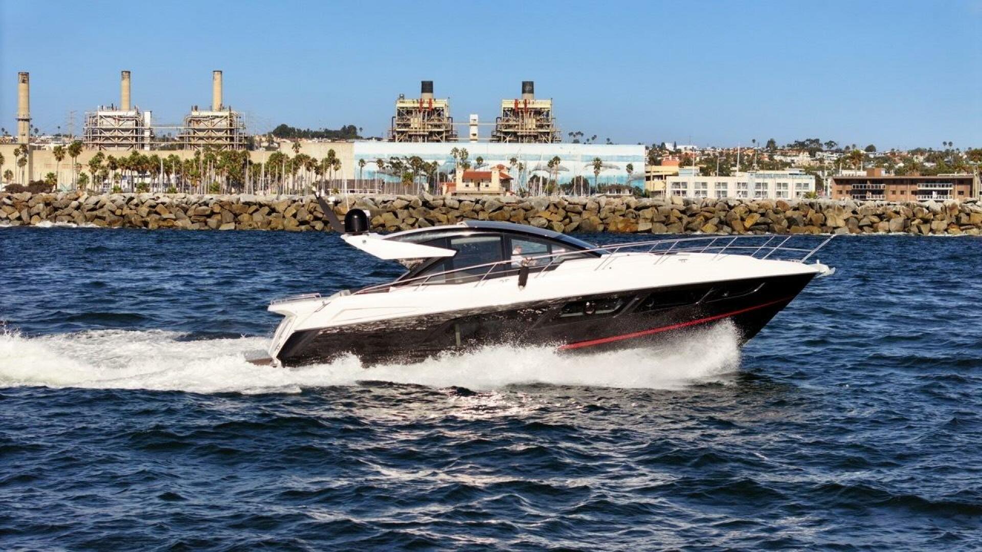 Slide: The Image of Sunseeker Predator 57 2019 - 4747117