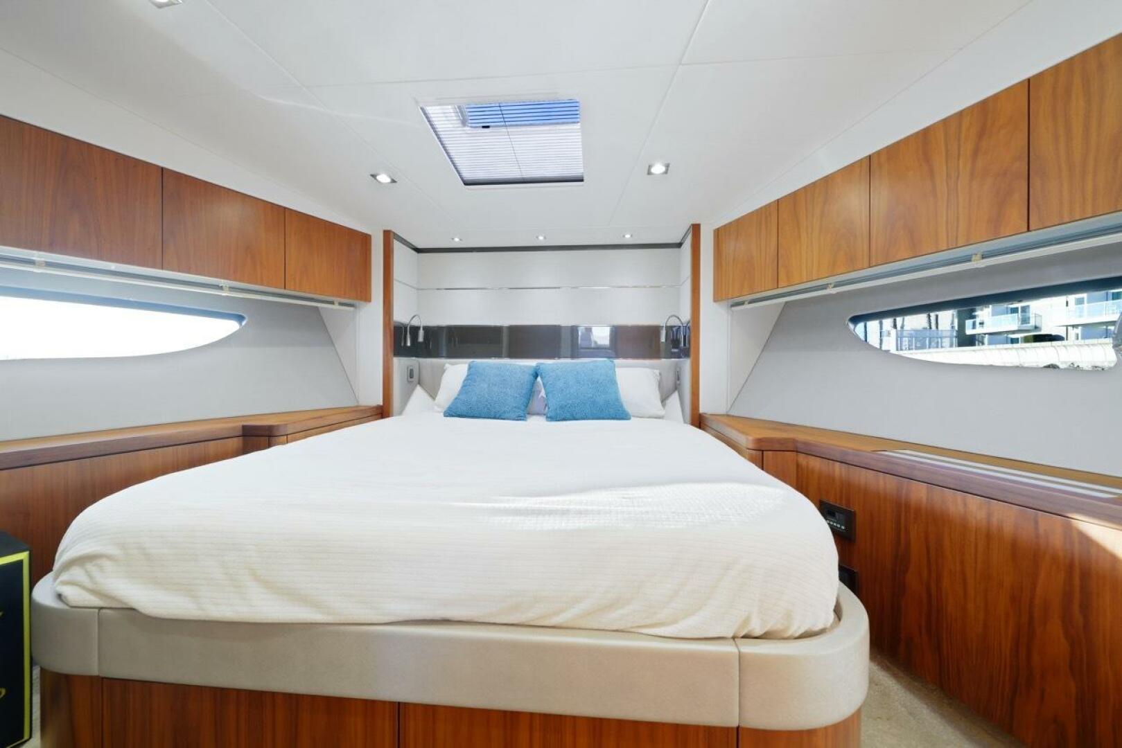 Slide: The Image of Sunseeker Predator 57 2019 - 4747219