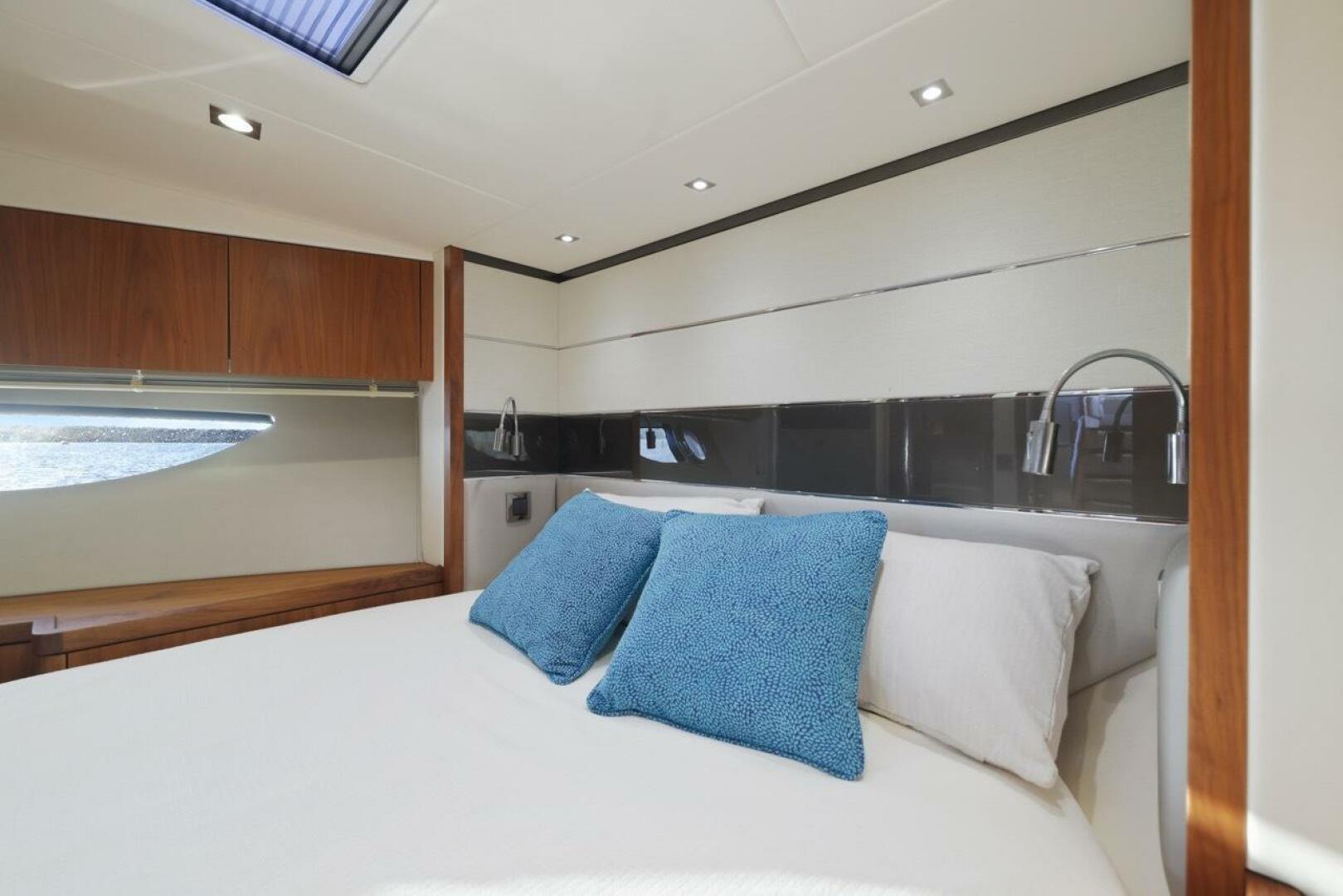 Slide: The Image of Sunseeker Predator 57 2019 - 4747226