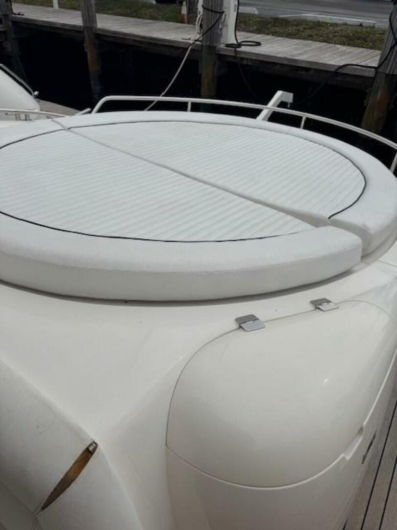 Slide: The Image of Sunseeker Predator 60 2000 - 5152632