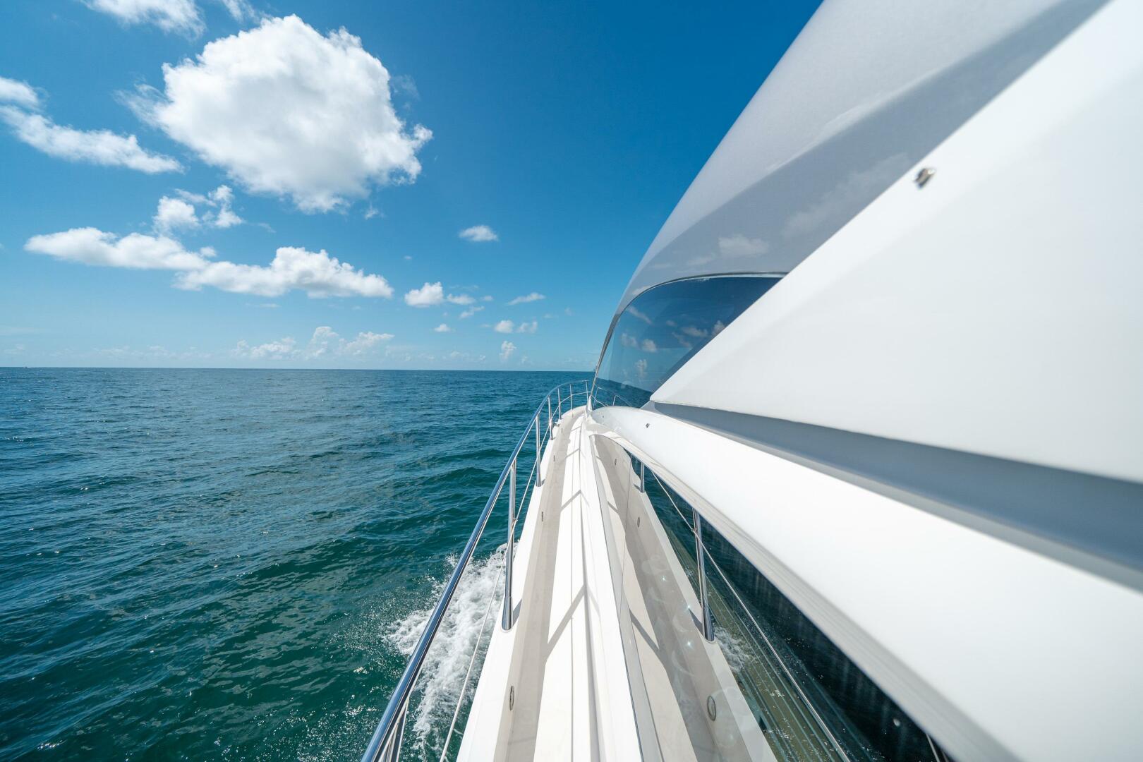 Slide: The Image of Sunseeker Predator 68 2018 - 4597673