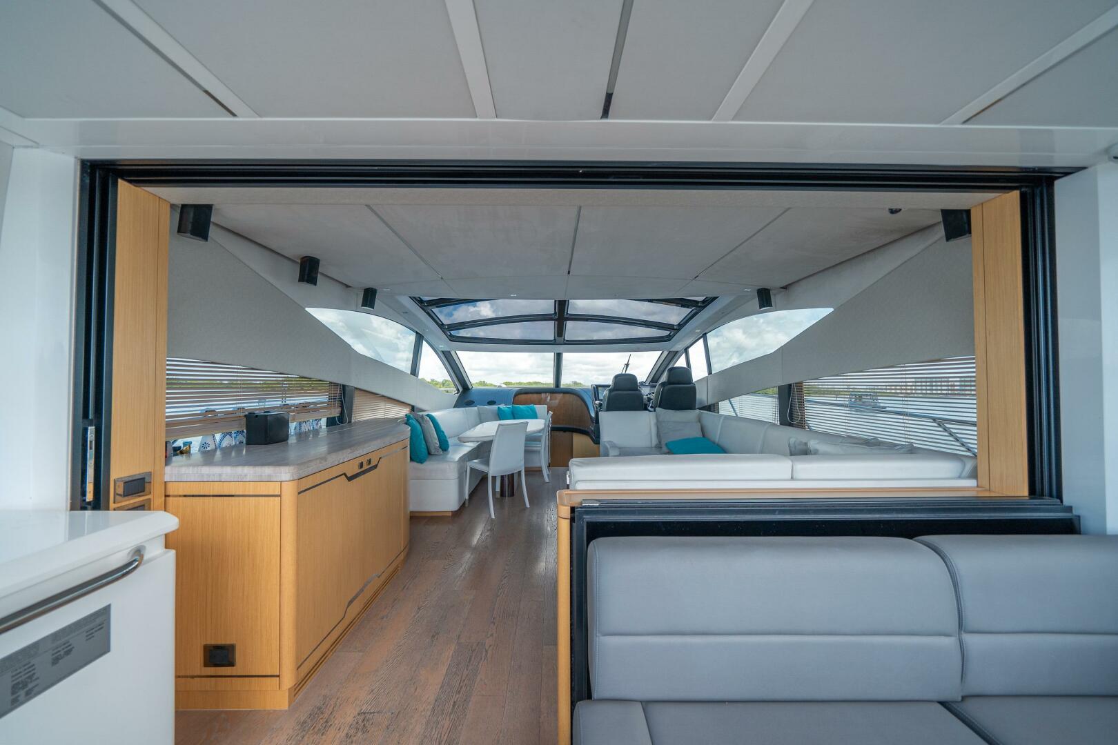 Slide: The Image of Sunseeker Predator 68 2018 - 4597677