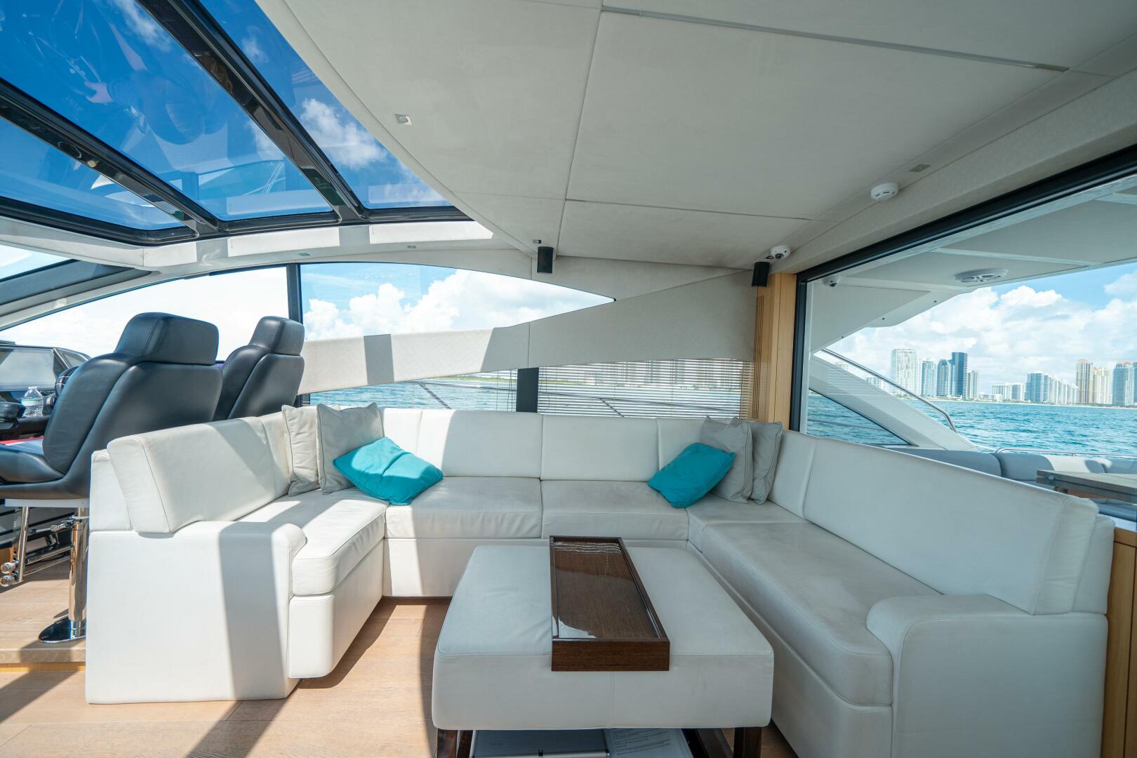 Slide: The Image of Sunseeker Predator 68 2018 - 4597682