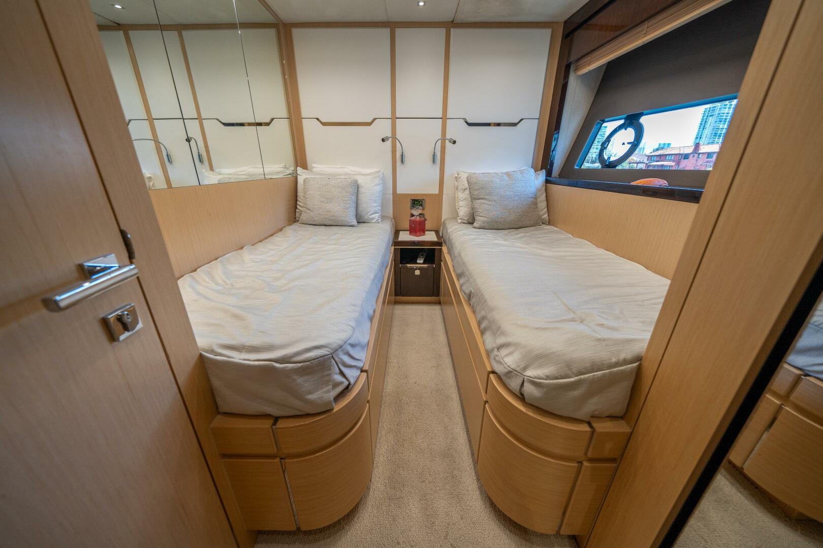 Slide: The Image of Sunseeker Predator 68 2018 - 4597700