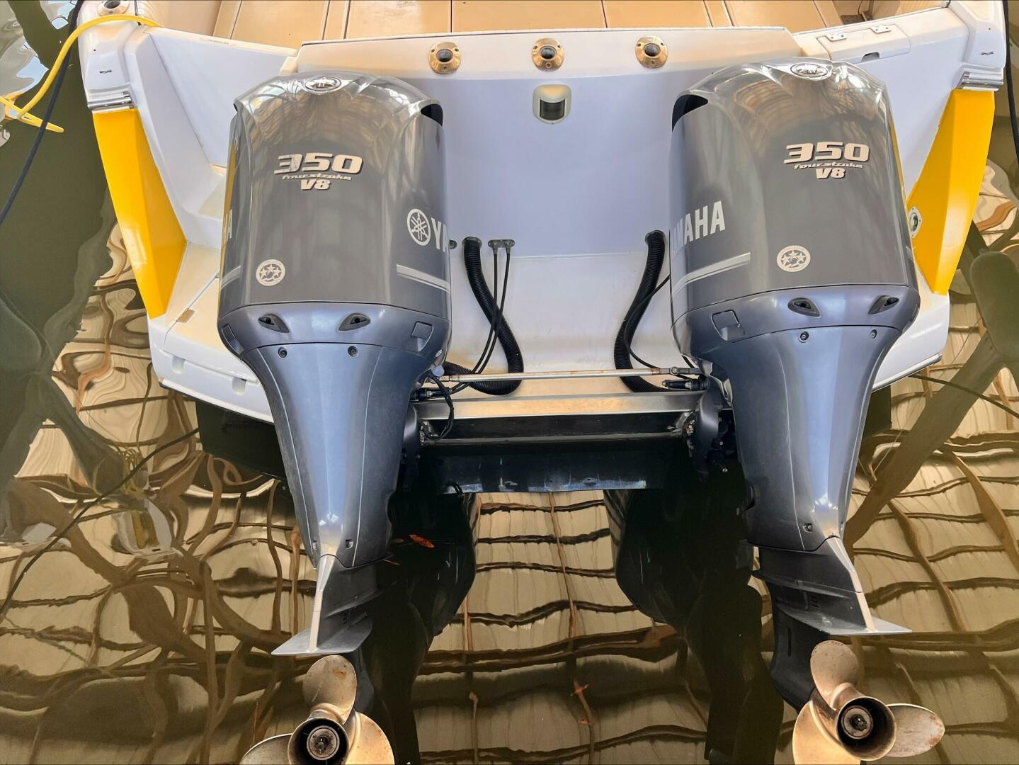 Slide: The Image of Sunseeker Sportfish 37 2005 - 5136878