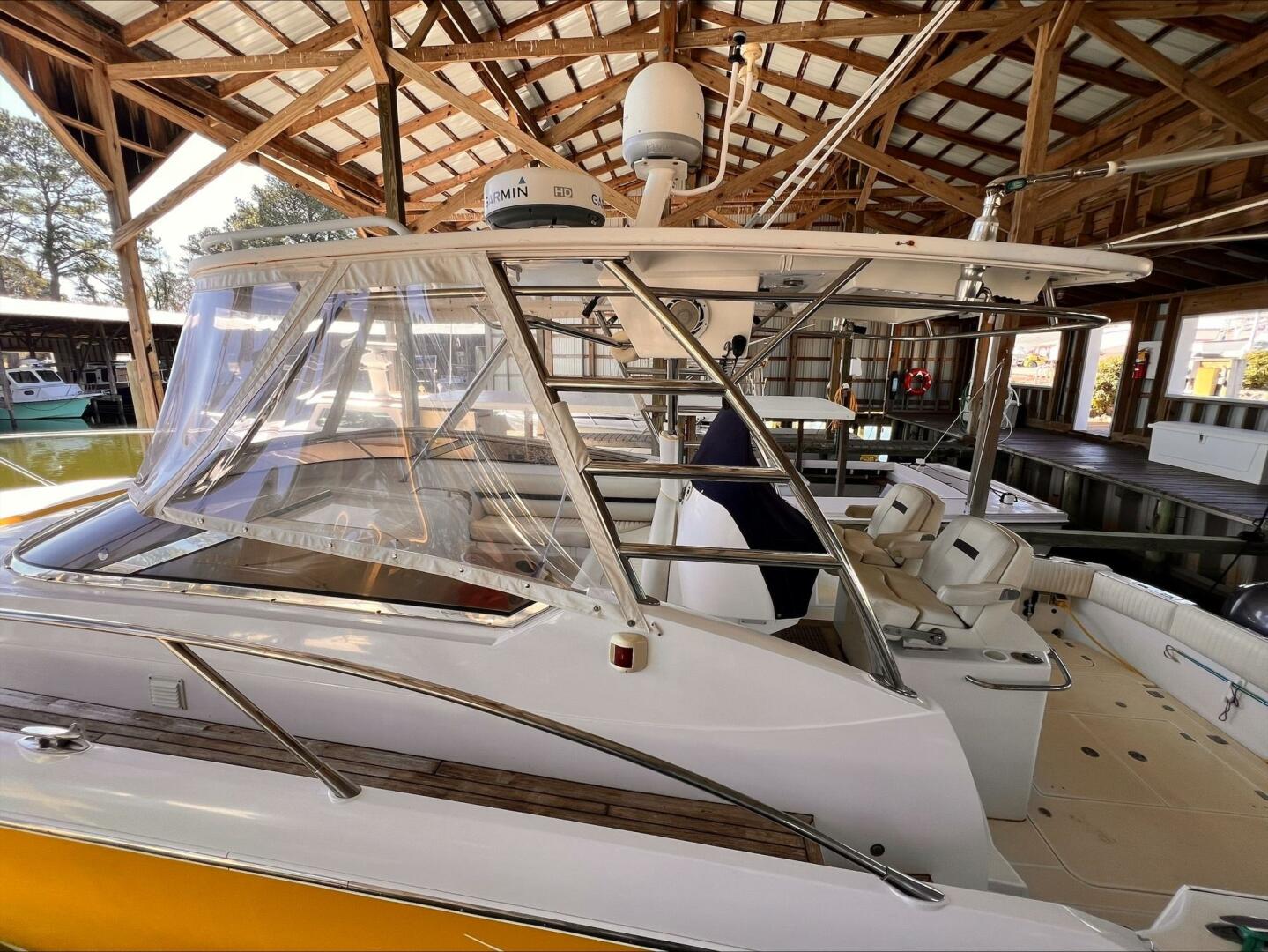 Slide: The Image of Sunseeker Sportfish 37 2005 - 5136879