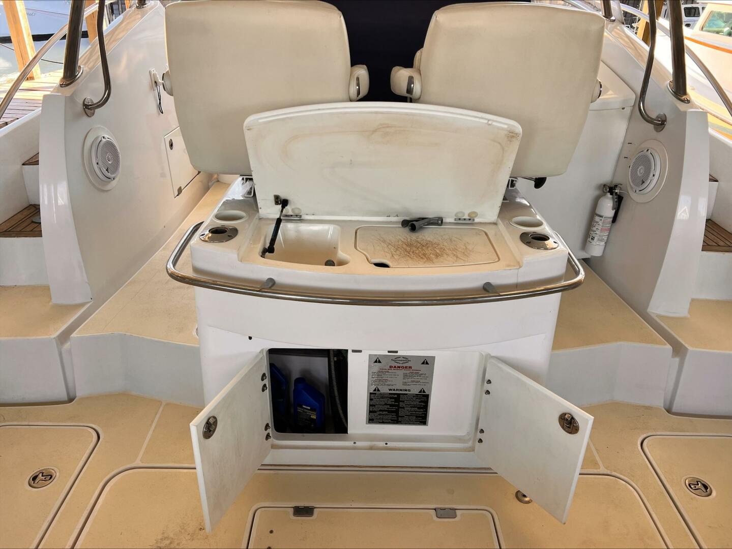 Slide: The Image of Sunseeker Sportfish 37 2005 - 5136892