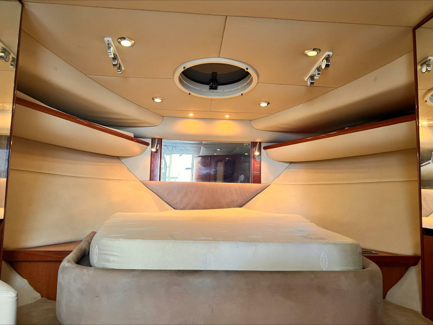 Slide: The Image of Sunseeker Sportfish 37 2005 - 5221565
