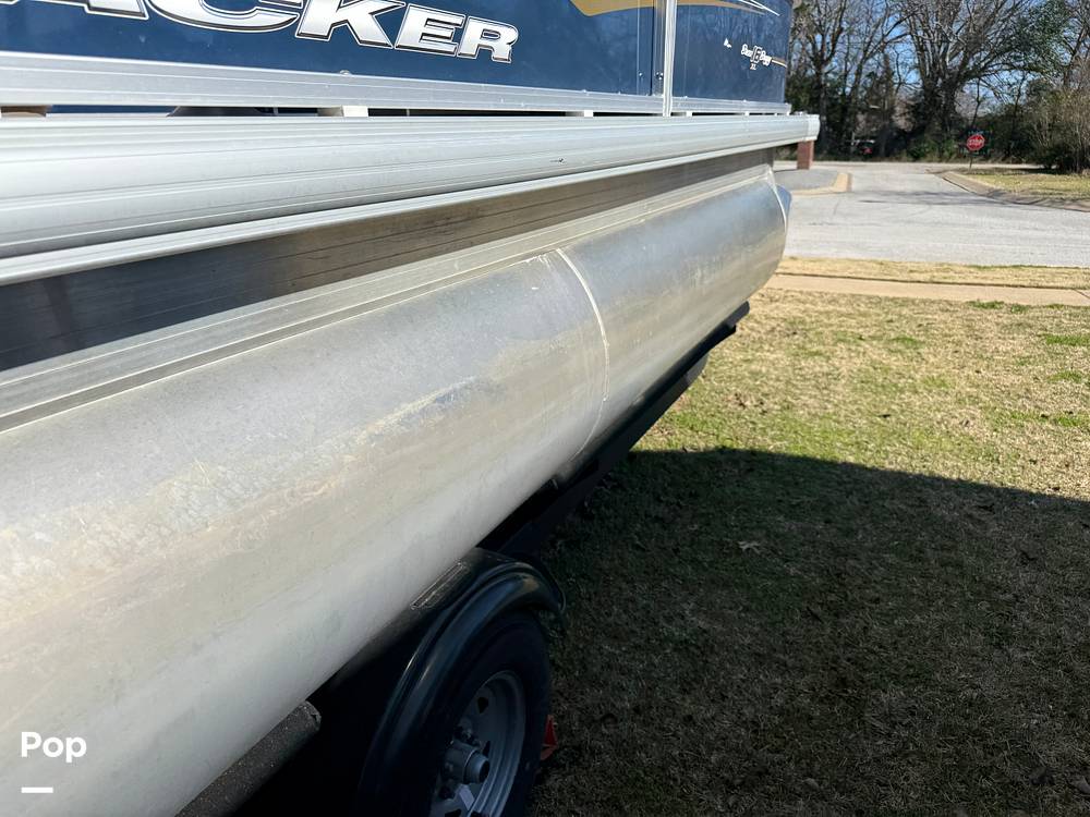 Slide: The Image of Sun Tracker Bass Buggy 16XL 2024 - 15073110