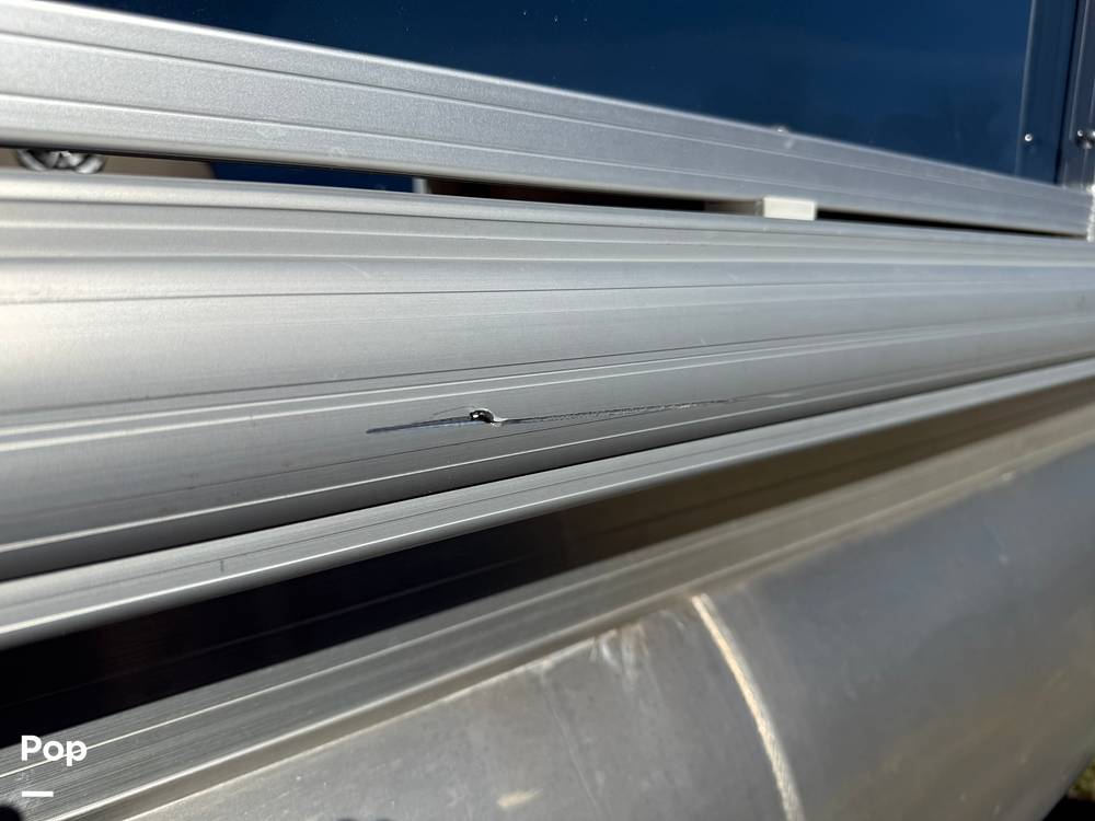 Slide: The Image of Sun Tracker Bass Buggy 16XL 2024 - 15073111