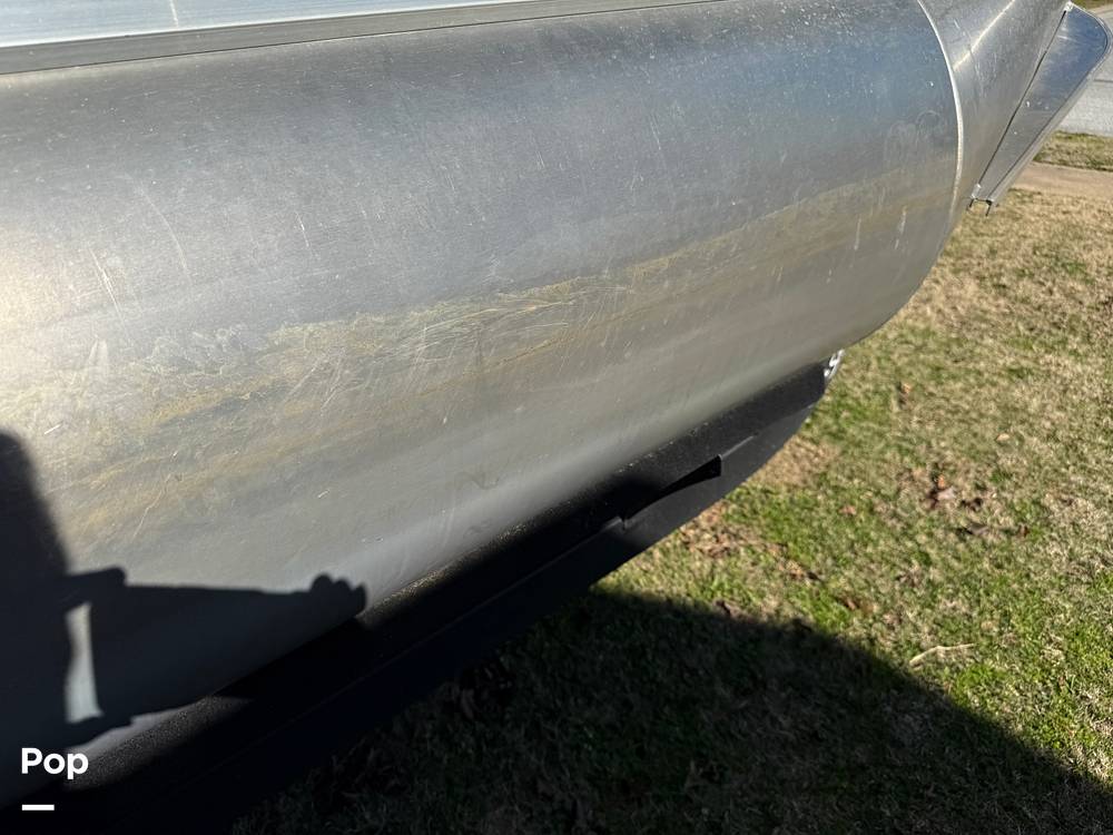 Slide: The Image of Sun Tracker Bass Buggy 16XL 2024 - 15073113