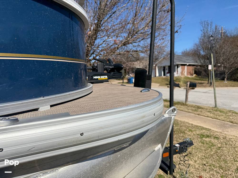 Slide: The Image of Sun Tracker Bass Buggy 16XL 2024 - 15073115