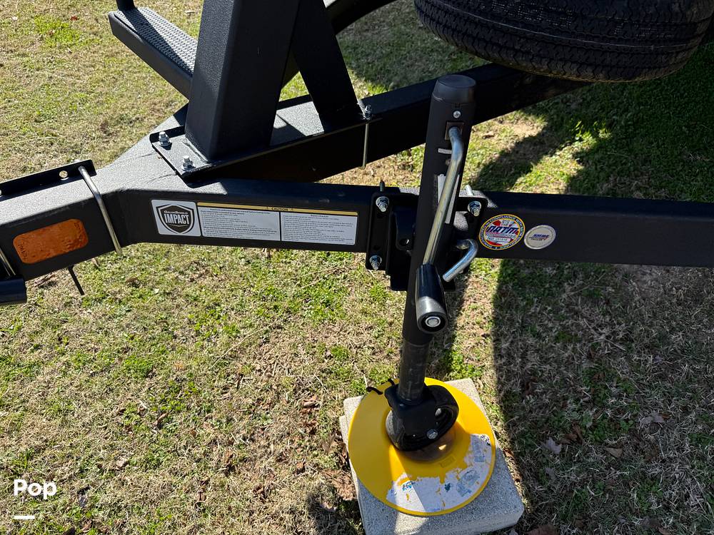 Slide: The Image of Sun Tracker Bass Buggy 16XL 2024 - 15073123