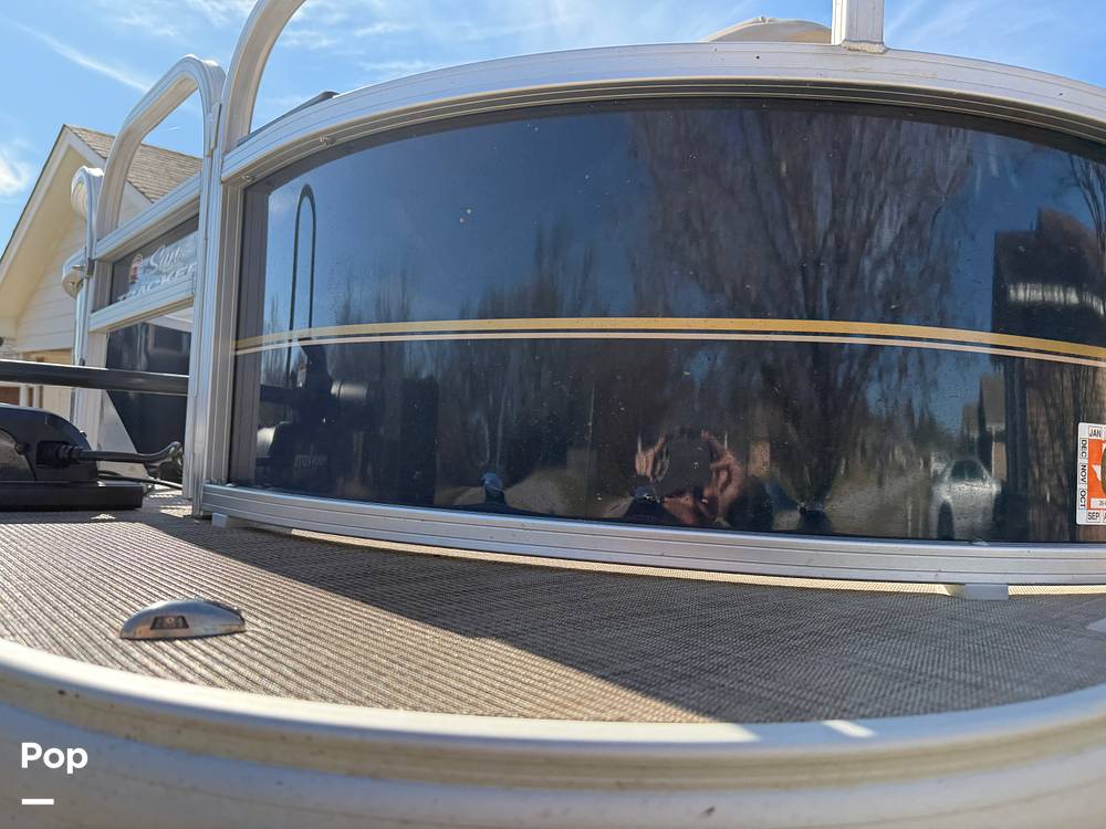 Slide: The Image of Sun Tracker Bass Buggy 16XL 2024 - 15073125