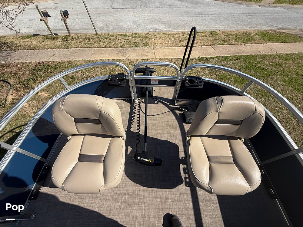 Slide: The Image of Sun Tracker Bass Buggy 16XL 2024 - 15073140