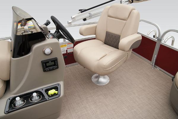 Slide: The Image of Sun Tracker Bass Buggy 16 XL Select 2025 - 34