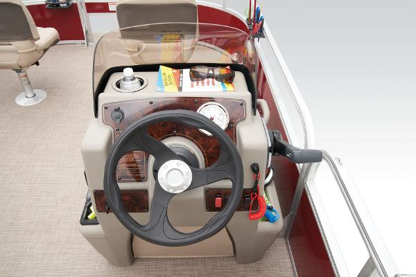 Slide: The Image of Sun Tracker Bass Buggy 16 XL Select 2025 - 37