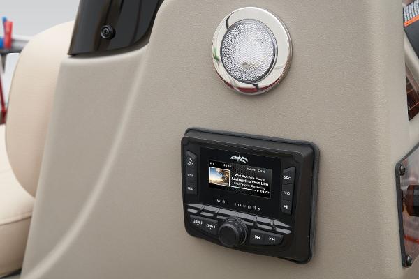 Slide: The Image of Sun Tracker Bass Buggy 16 XL Select 2025 - 40
