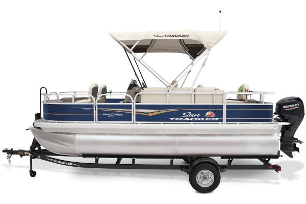Slide: The Image of Sun Tracker Bass Buggy 18 DLX 2025 - 14