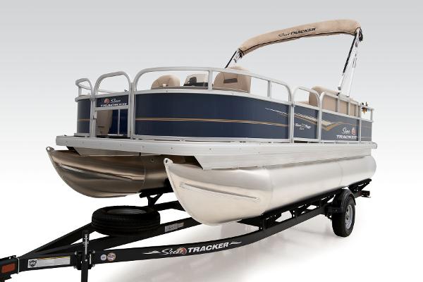 Slide: The Image of Sun Tracker Bass Buggy 18 DLX 2025 - 20