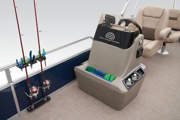 Slide: The Image of Sun Tracker Bass Buggy 18 DLX 2025 - 34