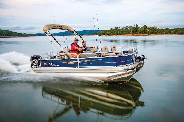 Slide: The Image of Manufacturer Provided Image: Bass Buggy 18 DLX Fishing Pontoon - 69
