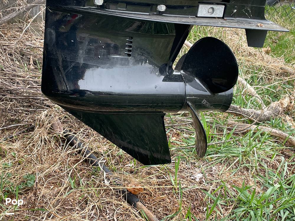 Slide: The Image of Sun Tracker Bass Buggy 18 DXL 2024 - 15321561