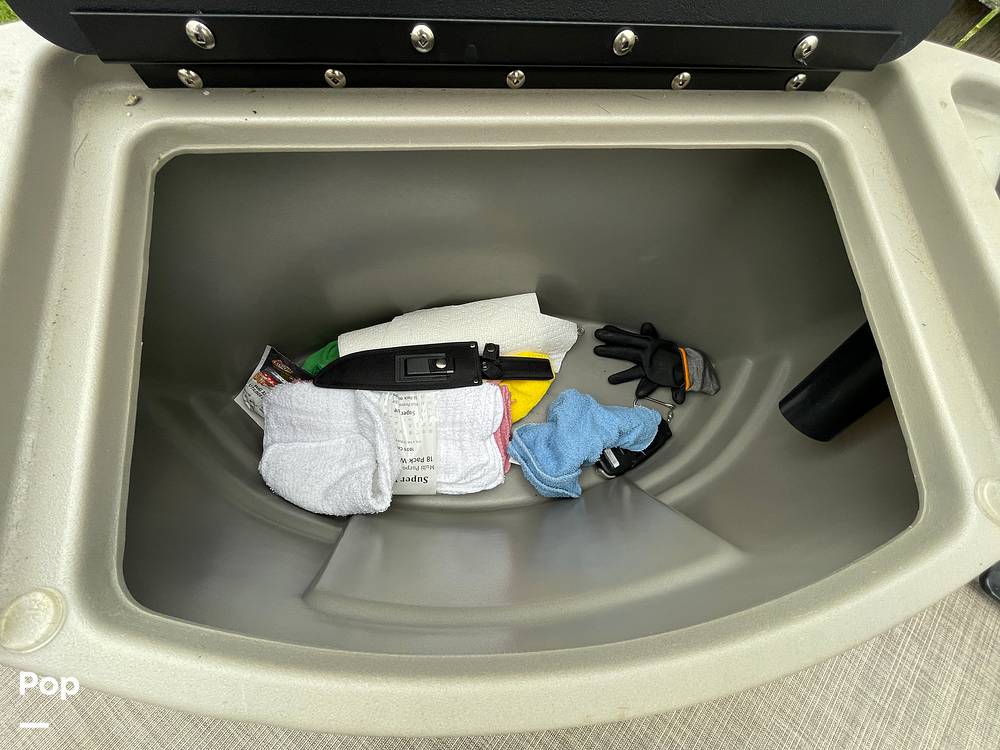 Slide: The Image of Sun Tracker Bass Buggy 18 DXL 2024 - 15321579