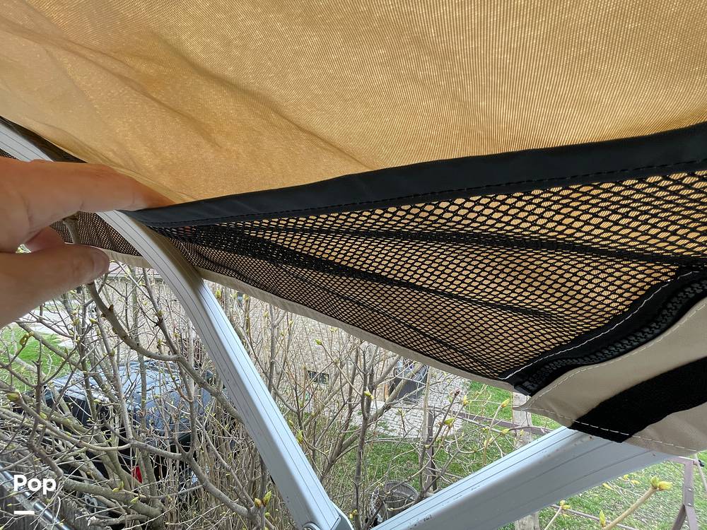 Slide: The Image of Sun Tracker Bass Buggy 18 DXL 2024 - 15321634