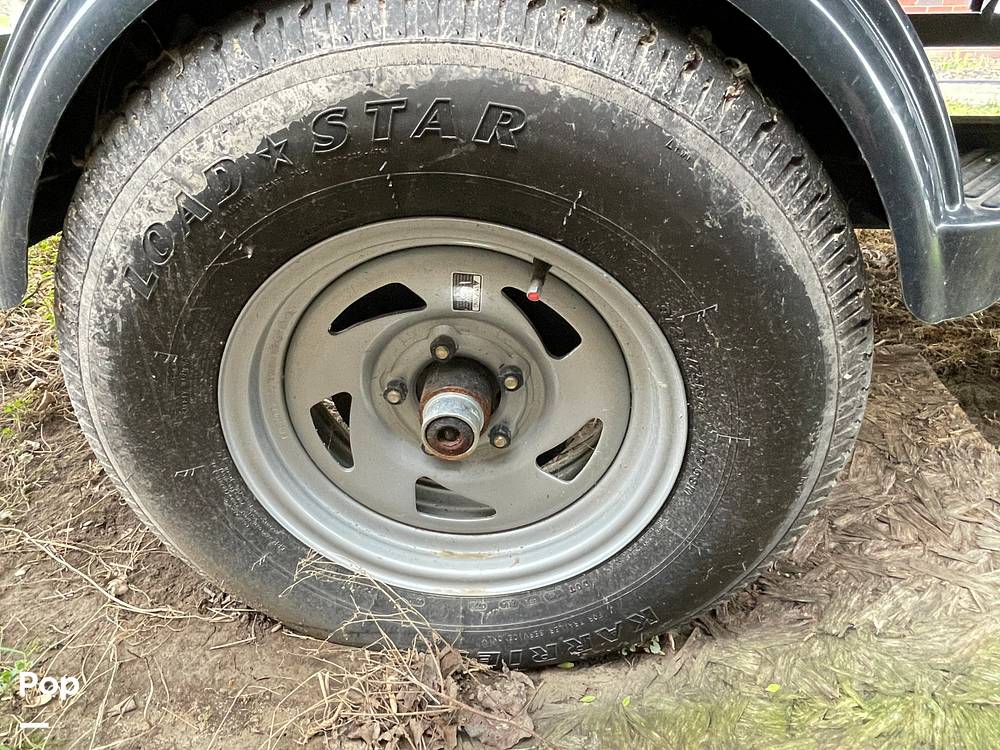 Slide: The Image of Sun Tracker Bass Buggy 18 DXL 2024 - 15321680