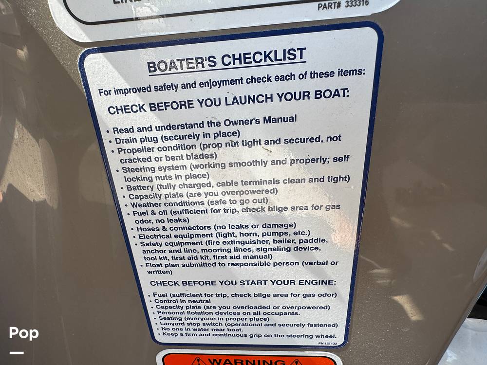 Slide: The Image of Sun Tracker Fishin' Barge 20 DLX 2022 - 15588051