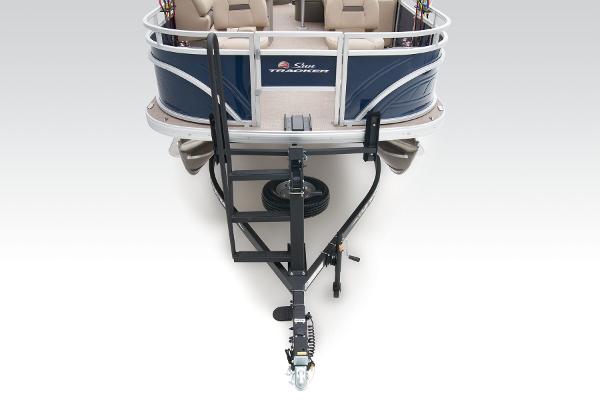 Slide: The Image of Sun Tracker Fishin' Barge 20 DLX 2025 - 12