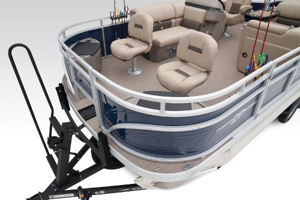 Slide: The Image of Sun Tracker Fishin' Barge 20 DLX 2025 - 13