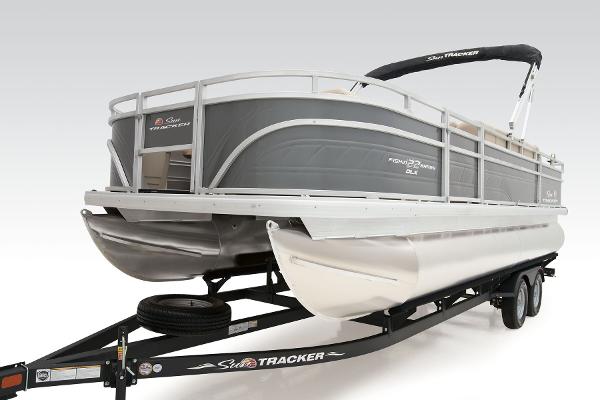 Slide: The Image of Sun Tracker Fishin' Barge 22 DLX 2024 - 19