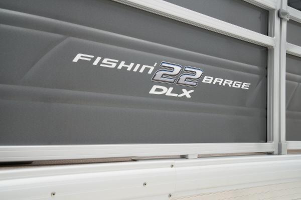 Slide: The Image of Sun Tracker Fishin' Barge 22 DLX 2024 - 24