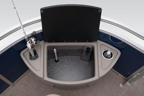 Slide: The Image of Sun Tracker Fishin' Barge 22 XP3 2024 - 26