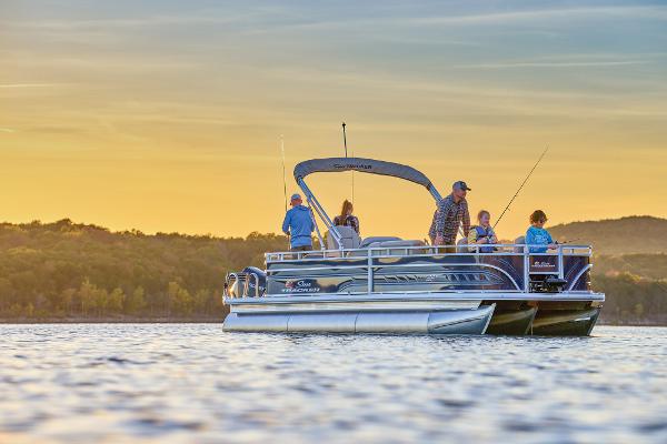 Slide: The Image of Sun Tracker Fishin' Barge 22 XP3 2024 - 70