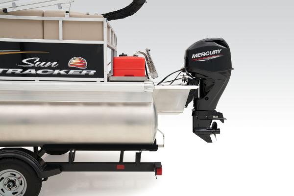 Slide: The Image of Sun Tracker Party Barge 16 DLX 2025 - 24