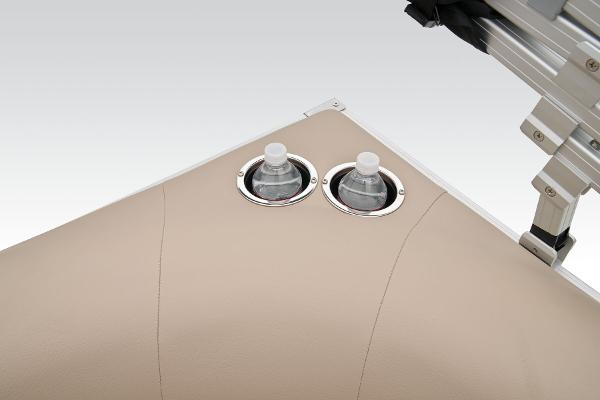 Slide: The Image of Sun Tracker Party Barge 16 DLX 2025 - 39