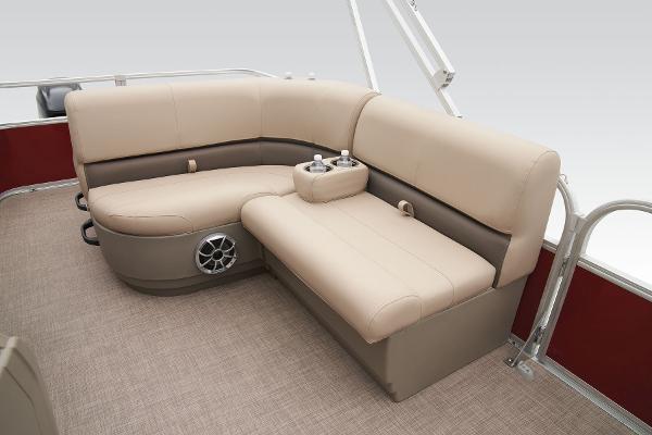 Slide: The Image of Sun Tracker Party Barge 18 DLX 2025 - 28