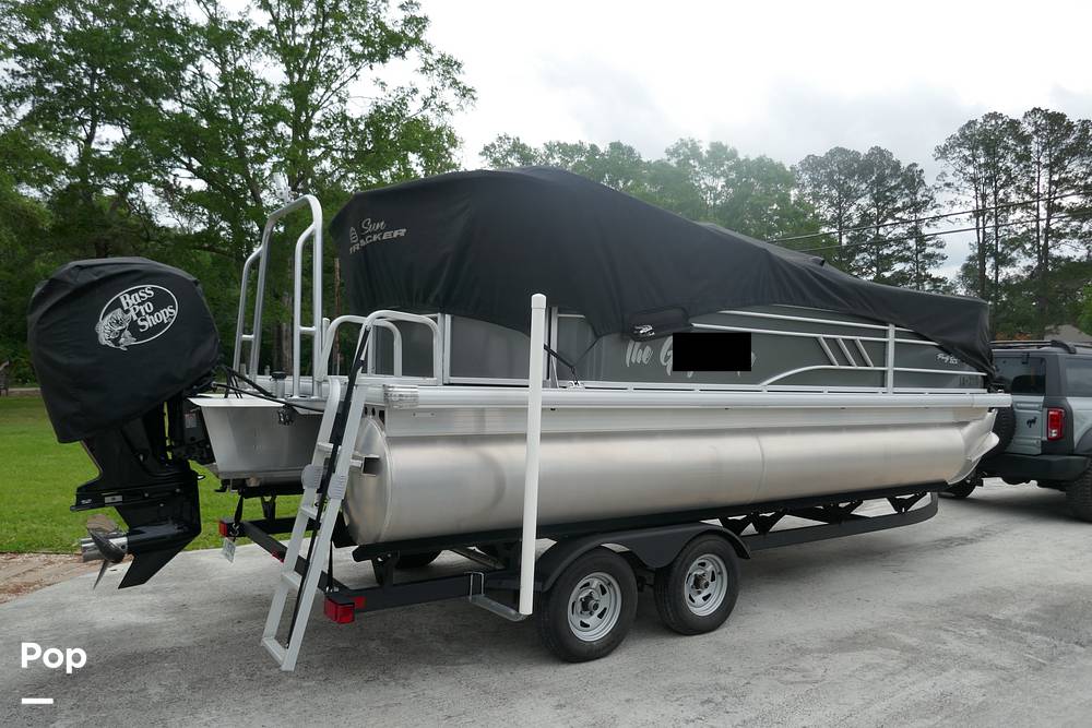 Slide: The Image of Sun Tracker PARTY BARGE 20 DLX 2022 - 15372222