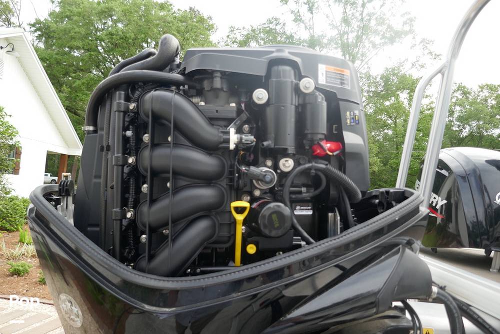 Slide: The Image of Sun Tracker PARTY BARGE 20 DLX 2022 - 15372263