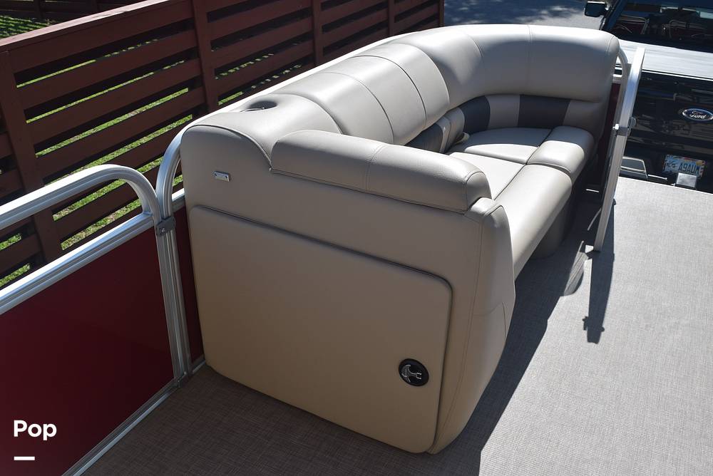 Slide: The Image of Sun Tracker Party Barge 20 DLX 2023 - 15587447